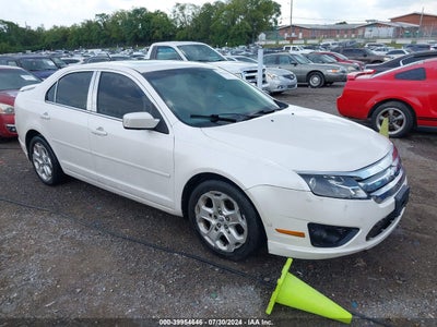FORD FUSION SE 2011