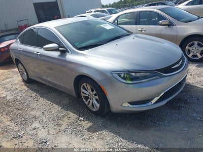 CHRYSLER 200 2015