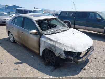 VOLKSWAGEN JETTA 2013