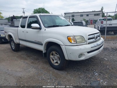TOYOTA TUNDRA 2004