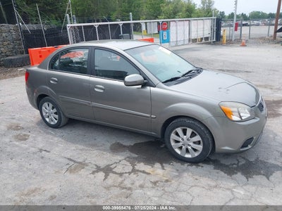 KIA RIO 2010