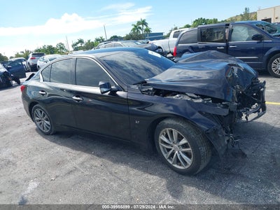 INFINITI Q50 2015