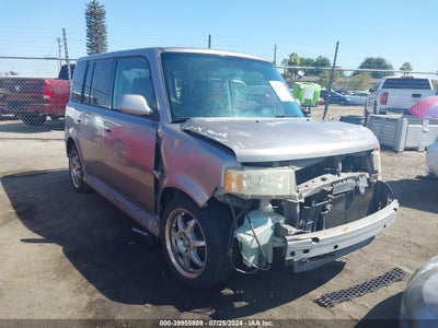 SCION XB 2004