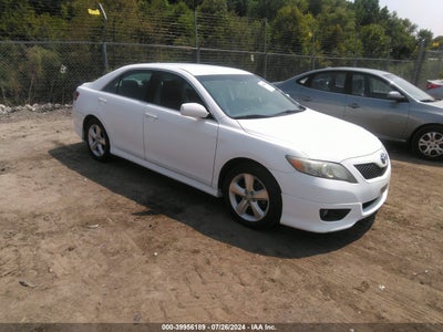 TOYOTA CAMRY 2011