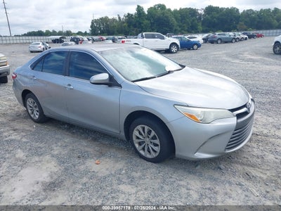 TOYOTA CAMRY 2015