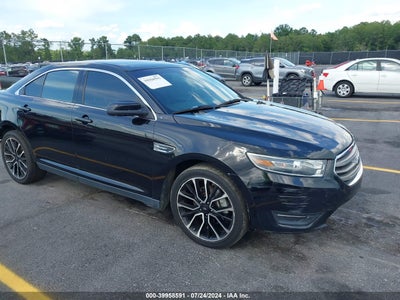 FORD TAURUS 2018