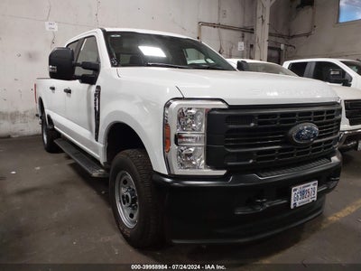 FORD F-250 2024