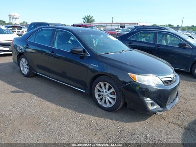 TOYOTA CAMRY HYBRID 2013
