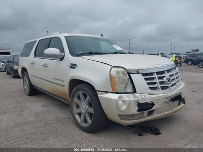 CADILLAC ESCALADE ESV 2010