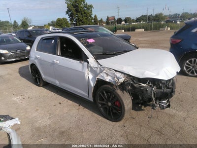 VOLKSWAGEN GOLF GTI 2021