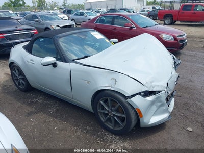MAZDA MX-5 MIATA 2016