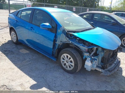 TOYOTA PRIUS 2022