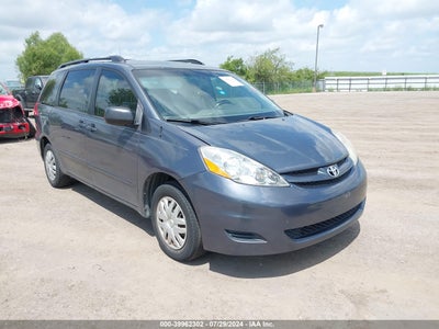 TOYOTA SIENNA 2008