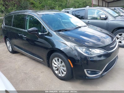 CHRYSLER PACIFICA 2017