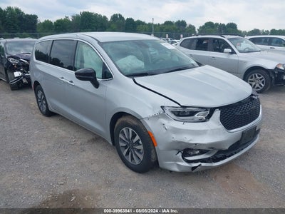 CHRYSLER PACIFICA HYBRID 2024