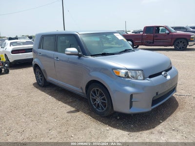 SCION XB 2011