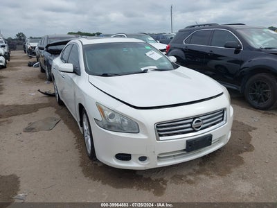 NISSAN MAXIMA 2012