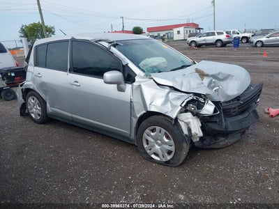 NISSAN VERSA 2011