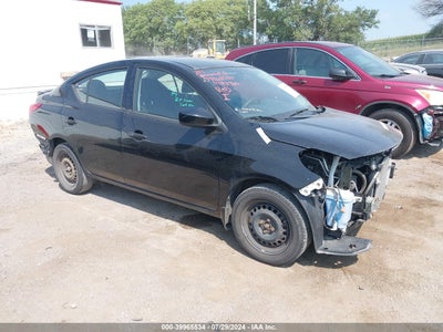 NISSAN VERSA 2018