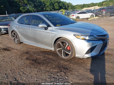 TOYOTA CAMRY 2018