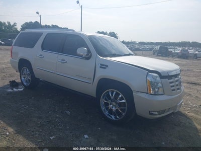 CADILLAC ESCALADE ESV 2013