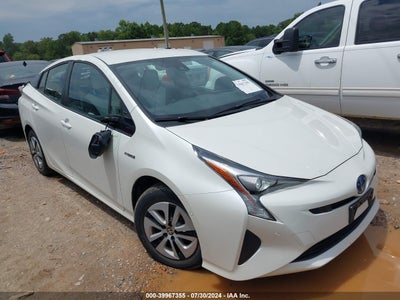 TOYOTA PRIUS 2018