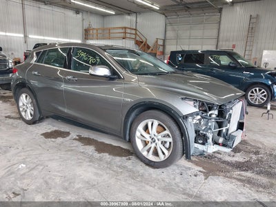 INFINITI QX30 2018