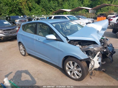 HYUNDAI ACCENT 2012