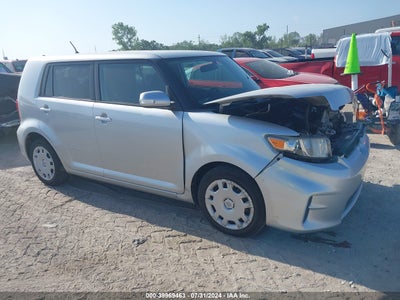 SCION XB 2012