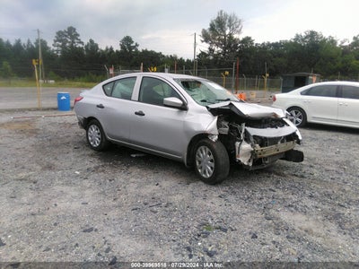 NISSAN VERSA 2017