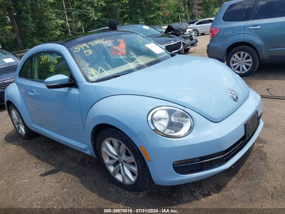 VOLKSWAGEN BEETLE 2015