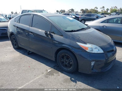 TOYOTA PRIUS 2015