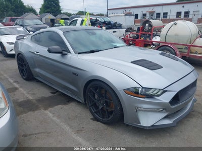 FORD MUSTANG 2021