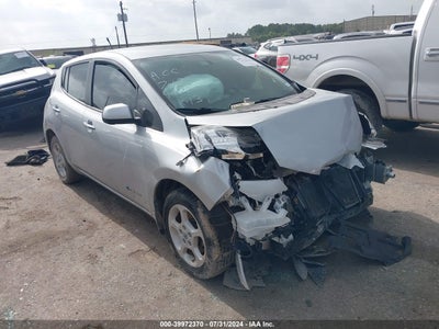NISSAN LEAF 2014