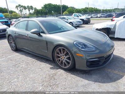 PORSCHE PANAMERA 2023