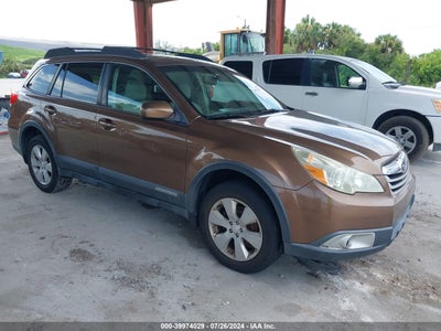 SUBARU OUTBACK 2011