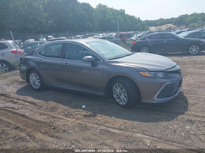 TOYOTA CAMRY 2023