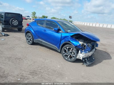 TOYOTA C-HR 2021