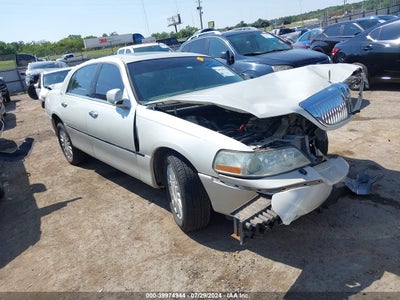LINCOLN TOWN CAR 2005