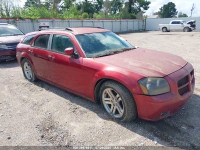 DODGE MAGNUM 2005