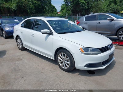 VOLKSWAGEN JETTA 2014