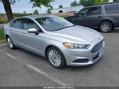 FORD FUSION HYBRID 2016