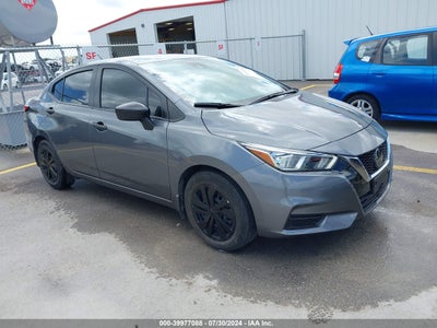 NISSAN VERSA 2020