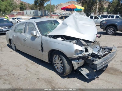 LINCOLN TOWN CAR 2005
