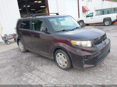 SCION XB 2011