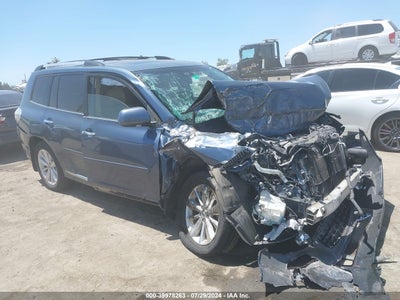 TOYOTA HIGHLANDER HYBRID 2013