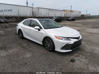 TOYOTA CAMRY 2023