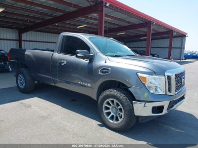 NISSAN TITAN 2017