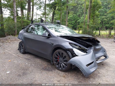 TESLA MODEL Y 2023