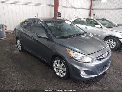 HYUNDAI ACCENT 2013
